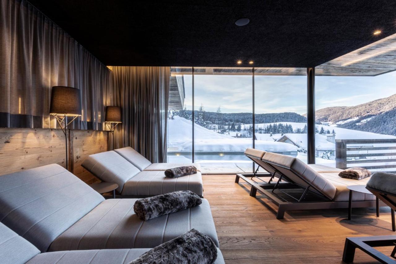 Hotel Niblea Dolomites Ortisei Eksteriør bilde
