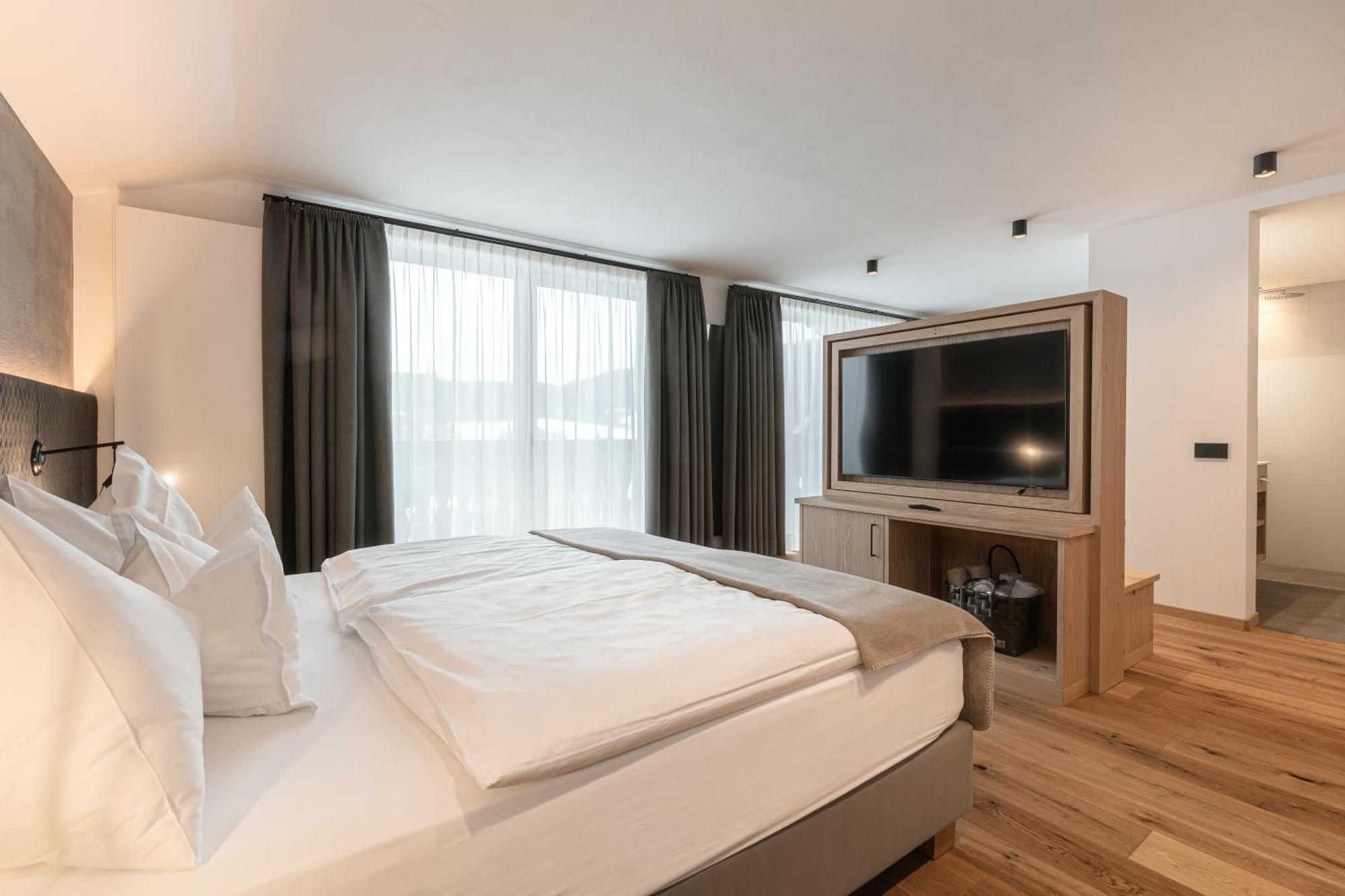 Hotel Niblea Dolomites Ortisei Eksteriør bilde